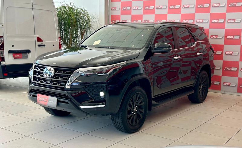 Toyota Hilux SW4 SRX 4×4 2.8 TDI 16V Dies 2021/2021 PC VEÍCULOS SANTA CRUZ DO SUL / Carros no Vale