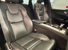 Volvo XC 60 T-5 INSCRIPTION 2.0 AWD 2019/2019 PC VEÍCULOS SANTA CRUZ DO SUL / Carros no Vale