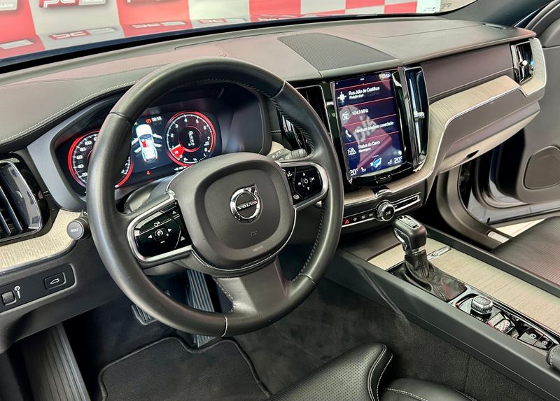 Volvo XC 60 T-5 INSCRIPTION 2.0 AWD 2019/2019 PC VEÍCULOS SANTA CRUZ DO SUL / Carros no Vale