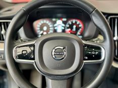 Volvo XC 60 T-5 INSCRIPTION 2.0 AWD 2019/2019 PC VEÍCULOS SANTA CRUZ DO SUL / Carros no Vale