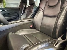 Volvo XC 60 T-5 INSCRIPTION 2.0 AWD 2019/2019 PC VEÍCULOS SANTA CRUZ DO SUL / Carros no Vale