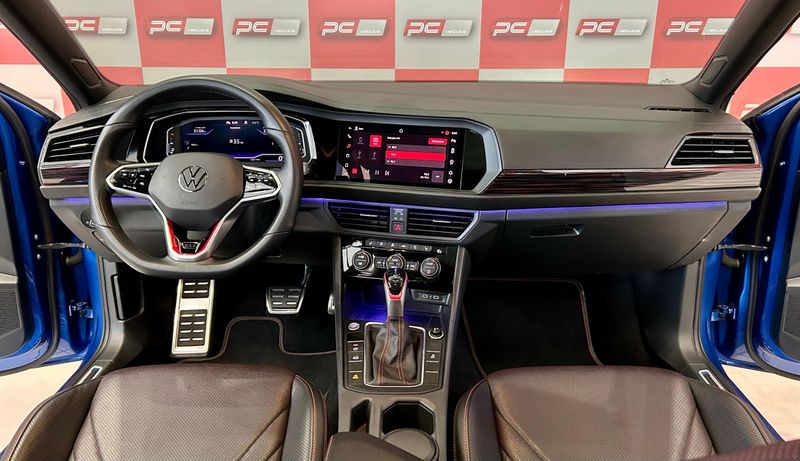 VOLKSWAGEN JETTA GLI 350 TSI 2.0 16V 2022/2023 PC VEÍCULOS SANTA CRUZ DO SUL / Carros no Vale