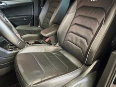 VOLKSWAGEN TIGUAN Allspac R-Line 350 TSI 2.0 4×4 2020/2020 PC VEÍCULOS SANTA CRUZ DO SUL / Carros no Vale