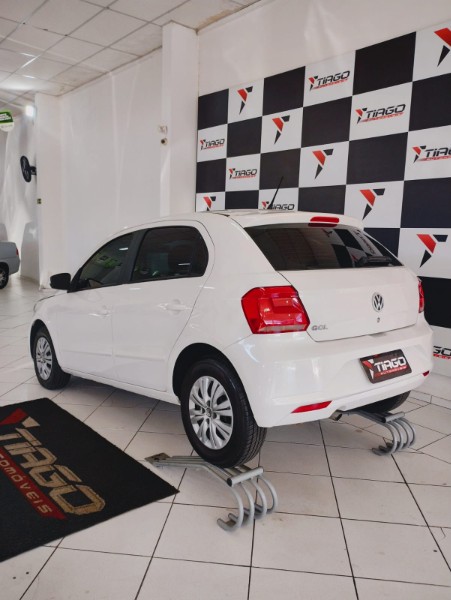 VOLKSWAGEN GOL 1.0 TRENDLINE 8V 2018/2018 TIAGO AUTOMÓVEIS VENÂNCIO AIRES / Carros no Vale