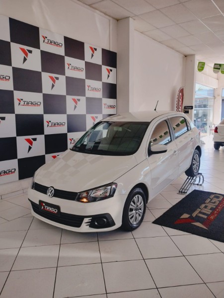 VOLKSWAGEN GOL 1.0 TRENDLINE 8V 2018/2018 TIAGO AUTOMÓVEIS VENÂNCIO AIRES / Carros no Vale