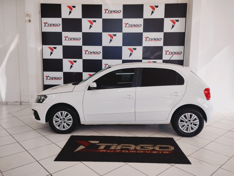 VOLKSWAGEN GOL 1.0 TRENDLINE 8V 2018/2018 TIAGO AUTOMÓVEIS VENÂNCIO AIRES / Carros no Vale