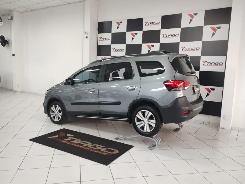CHEVROLET SPIN 1.8 ACTIV 8V FLEX 4P AUT 2019/2019 TIAGO AUTOMÓVEIS VENÂNCIO AIRES / Carros no Vale