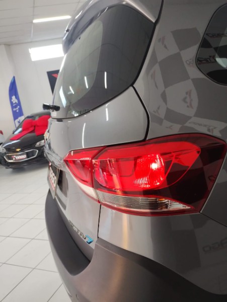 CHEVROLET SPIN 1.8 ACTIV 8V FLEX 4P AUT 2019/2019 TIAGO AUTOMÓVEIS VENÂNCIO AIRES / Carros no Vale