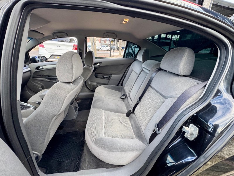 CHEVROLET VECTRA ELEGANCE 2.0 MPFI 8V FLEXPOWER MEC 2010/2010 AR MULTIMARCAS VENÂNCIO AIRES / Carros no Vale