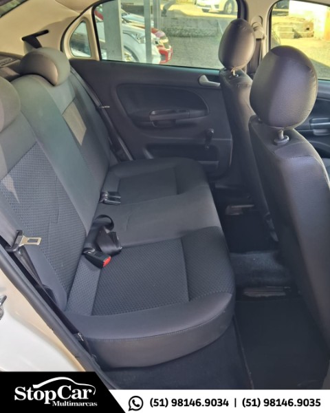 VOLKSWAGEN VOYAGE 1.6 MSI TOTALFLEX TRENDLINE 2018/2018 STOPCAR MULTIMARCAS ESTRELA / Carros no Vale