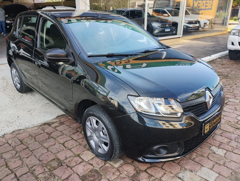 RENAULT SANDERO 1.0 AUTHENTIQUE 12V /2018 CHIMA VEÍCULOS VENÂNCIO AIRES / Carros no Vale
