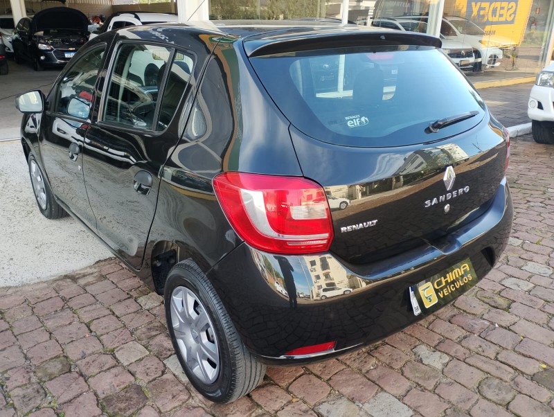 RENAULT SANDERO 1.0 AUTHENTIQUE 12V /2018 CHIMA VEÍCULOS VENÂNCIO AIRES / Carros no Vale