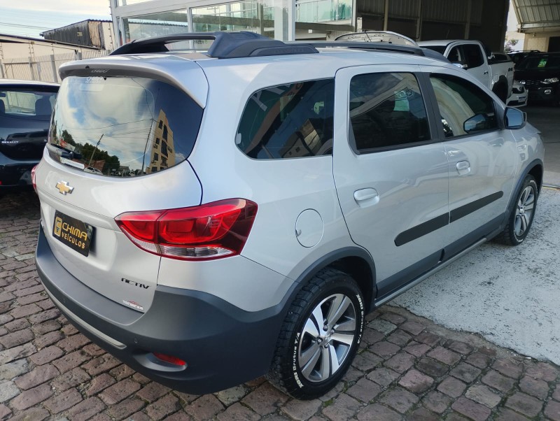 CHEVROLET SPIN 1.8 ACTIV 8V FLEX 4P AUTOMÁTICO /2019 CHIMA VEÍCULOS VENÂNCIO AIRES / Carros no Vale