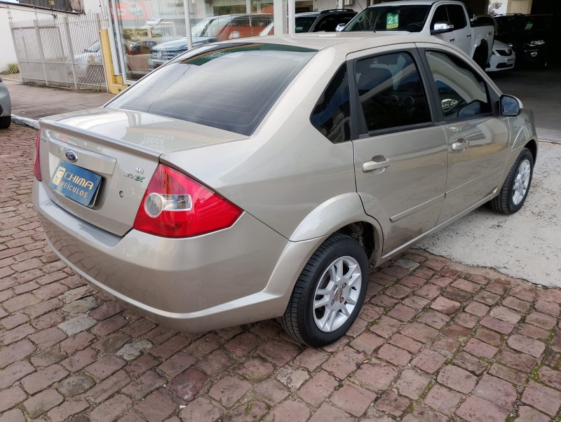 FORD FIESTA SEDAN 1.6 8V FLEX /2008 CHIMA VEÍCULOS VENÂNCIO AIRES / Carros no Vale