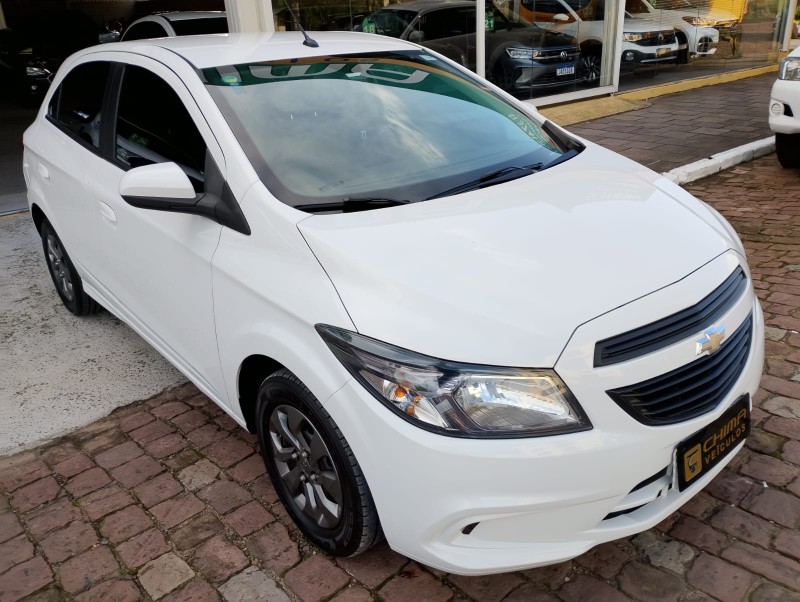 CHEVROLET ONIX 1.0 JOY 8V /2019 CHIMA VEÍCULOS VENÂNCIO AIRES / Carros no Vale