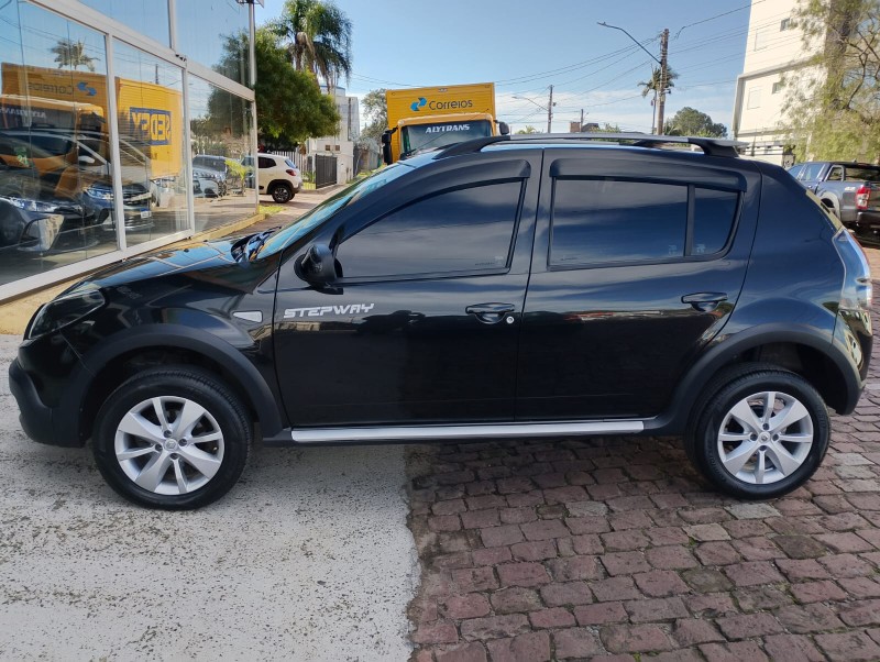 RENAULT SANDERO 1.6 STEPWAY 8V /2014 CHIMA VEÍCULOS VENÂNCIO AIRES / Carros no Vale