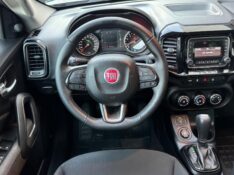 FIAT TORO FREEDOM 1.8 16V FLEX AUT. /2018 IDEAL VEÍCULOS LAJEADO / Carros no Vale