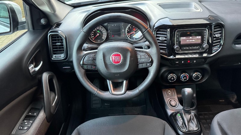 FIAT TORO FREEDOM 1.8 16V FLEX AUT. /2018 IDEAL VEÍCULOS LAJEADO / Carros no Vale