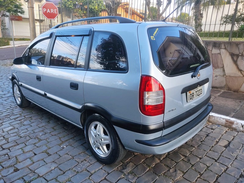 CHEVROLET ZAFIRA EXPRESSION 2.0 2008/2008 ALTERNATIVA VEÍCULOS LAJEADO / Carros no Vale