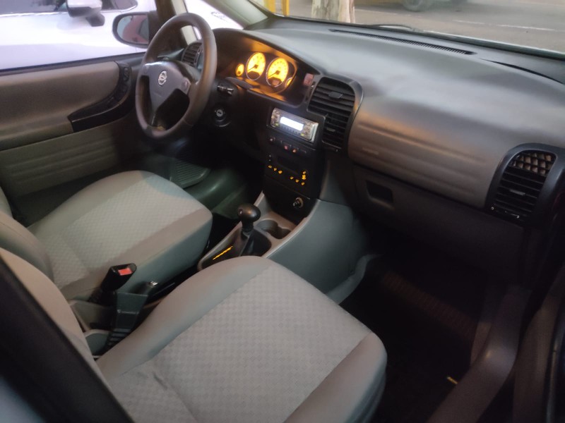 CHEVROLET ZAFIRA EXPRESSION 2.0 2008/2008 ALTERNATIVA VEÍCULOS LAJEADO / Carros no Vale