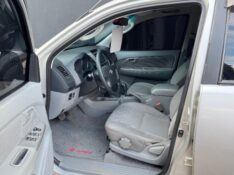 TOYOTA HILUX CABINE DUPLA SRV 3.0 4X4 AUT /2007 IDEAL VEÍCULOS LAJEADO / Carros no Vale