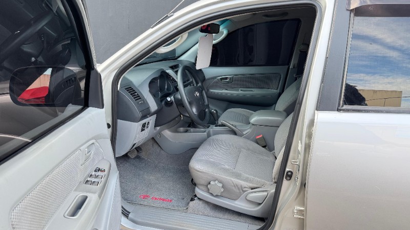 TOYOTA HILUX CABINE DUPLA SRV 3.0 4X4 AUT /2007 IDEAL VEÍCULOS LAJEADO / Carros no Vale