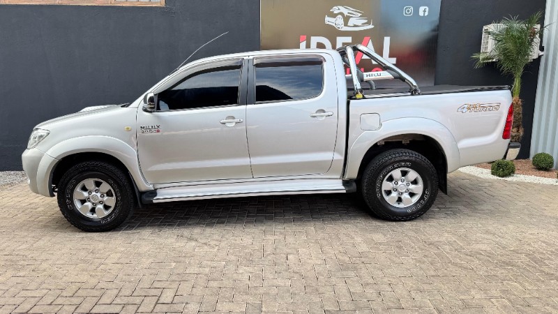 TOYOTA HILUX CABINE DUPLA SRV 3.0 4X4 AUT /2007 IDEAL VEÍCULOS LAJEADO / Carros no Vale