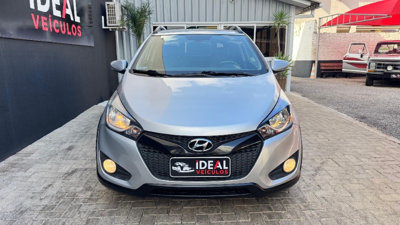 HYUNDAI HB20X PREMIUM 1.6 /2015 IDEAL VEÍCULOS LAJEADO / Carros no Vale
