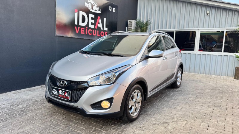 HYUNDAI HB20X PREMIUM 1.6 /2015 IDEAL VEÍCULOS LAJEADO / Carros no Vale