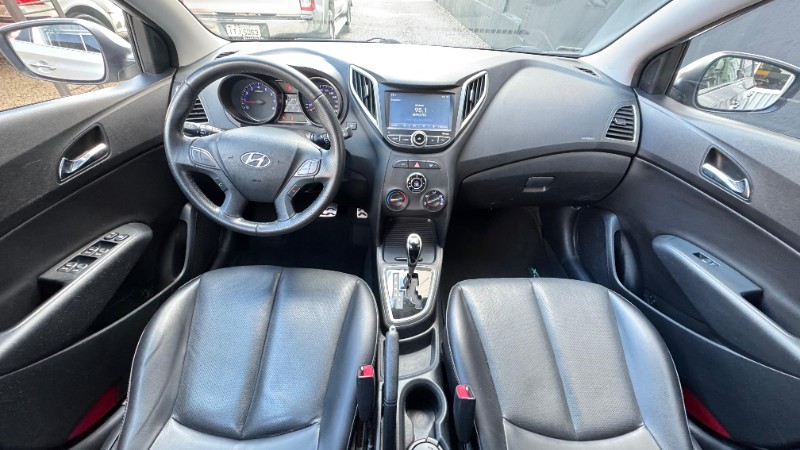 HYUNDAI HB20X PREMIUM 1.6 /2015 IDEAL VEÍCULOS LAJEADO / Carros no Vale