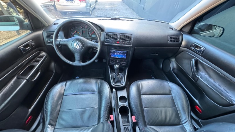 VOLKSWAGEN GOLF 1.6 MI /2003 IDEAL VEÍCULOS LAJEADO / Carros no Vale