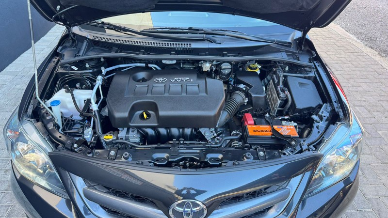 TOYOTA COROLLA XRS 2.0 /2013 IDEAL VEÍCULOS LAJEADO / Carros no Vale