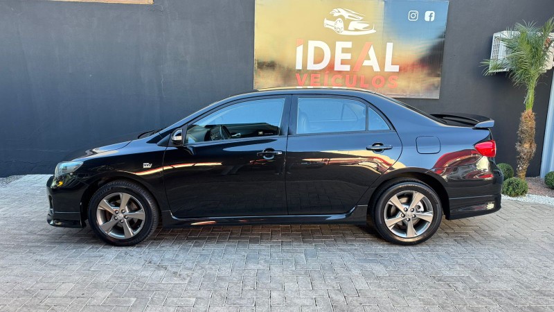 TOYOTA COROLLA XRS 2.0 /2013 IDEAL VEÍCULOS LAJEADO / Carros no Vale