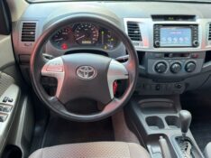 TOYOTA HILUX CABINE DUPLA SR /2012 IDEAL VEÍCULOS LAJEADO / Carros no Vale