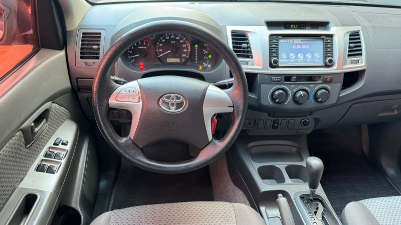 TOYOTA HILUX CABINE DUPLA SR /2012 IDEAL VEÍCULOS LAJEADO / Carros no Vale