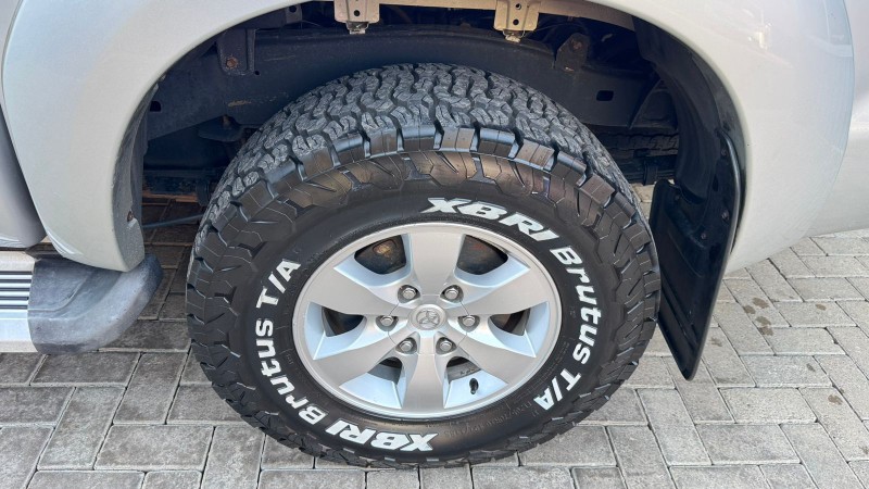 TOYOTA HILUX CABINE DUPLA SR /2012 IDEAL VEÍCULOS LAJEADO / Carros no Vale