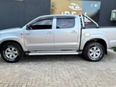 TOYOTA HILUX CABINE DUPLA SR /2012 IDEAL VEÍCULOS LAJEADO / Carros no Vale