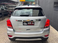 CHEVROLET TRACKER PREMIER 1.4 TURBO /2018 IDEAL VEÍCULOS LAJEADO / Carros no Vale