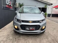 CHEVROLET TRACKER PREMIER 1.4 TURBO /2018 IDEAL VEÍCULOS LAJEADO / Carros no Vale