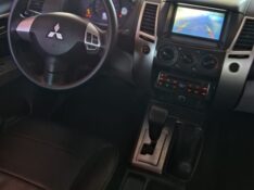 MITSUBISHI PAJERO DAKAR 3.2 4X4 T.I DIES 2015/2015 STOPCAR MULTIMARCAS ESTRELA / Carros no Vale