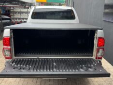 TOYOTA HILUX CABINE DUPLA SRV 2.8 TURBO 4X4 /2013 IDEAL VEÍCULOS LAJEADO / Carros no Vale