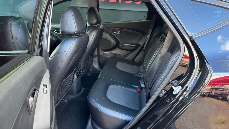 HYUNDAI IX35 2.0 GL /2018 IDEAL VEÍCULOS LAJEADO / Carros no Vale