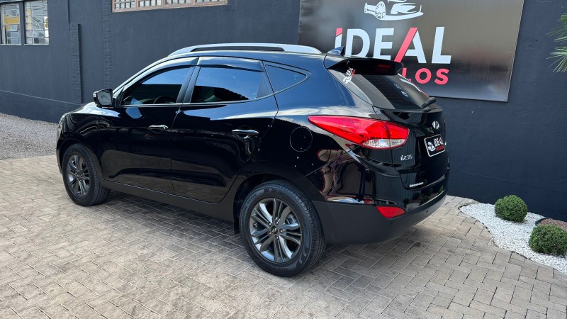 HYUNDAI IX35 2.0 GL /2018 IDEAL VEÍCULOS LAJEADO / Carros no Vale