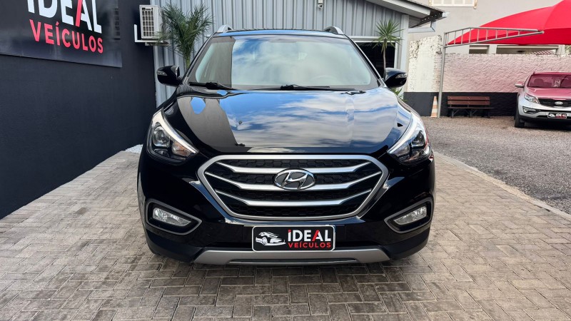 HYUNDAI IX35 2.0 GL /2018 IDEAL VEÍCULOS LAJEADO / Carros no Vale