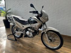 HONDA MOTOS NX 400 FALCON /2006 RT 811 VEÍCULOS ARROIO DO MEIO / Carros no Vale