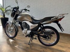 HONDA MOTOS CG 150 TITAN MIX KS /2010 RT 811 VEÍCULOS ARROIO DO MEIO / Carros no Vale