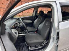 CHEVROLET ONIX HATCH LT 1.0 8V FLEXPOWER 5P MEC. 2019/2019 LS MULTIMARCAS VENÂNCIO AIRES / Carros no Vale