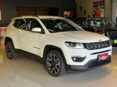 JEEP COMPASS 2.0 16V FLEX SPORT AUTOMÁTICO 2018/2018 JM AUTOMÓVEIS VENÂNCIO AIRES / Carros no Vale