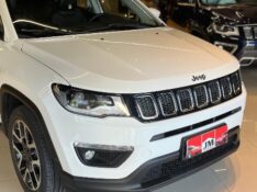 JEEP COMPASS 2.0 16V FLEX SPORT AUTOMÁTICO 2018/2018 JM AUTOMÓVEIS VENÂNCIO AIRES / Carros no Vale