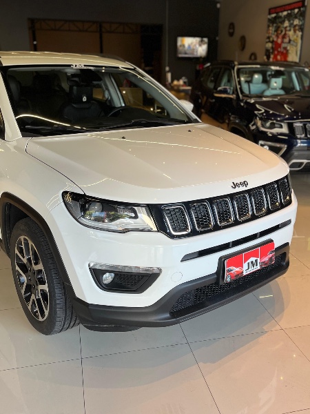 JEEP COMPASS 2.0 16V FLEX SPORT AUTOMÁTICO 2018/2018 JM AUTOMÓVEIS VENÂNCIO AIRES / Carros no Vale